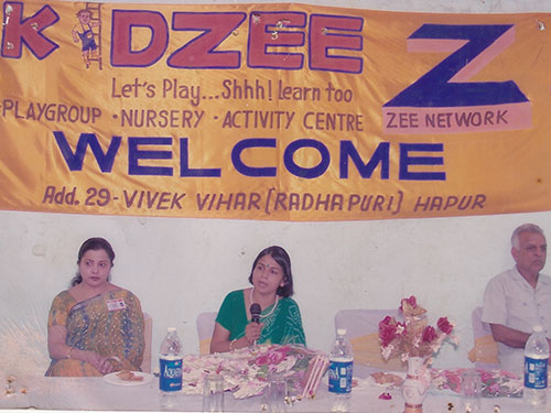Educating parents Kidzee Hapur
