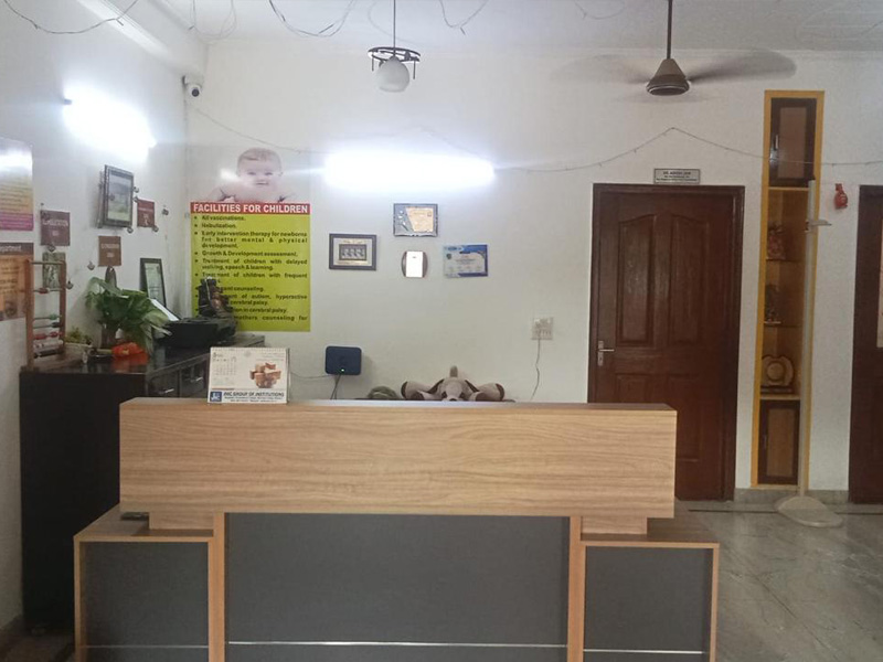 Reception desk